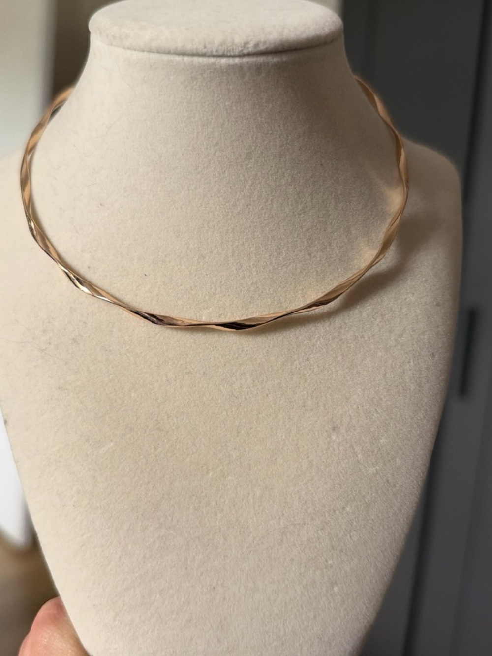 Twisted Gold Collar Necklace - Women Jewelry